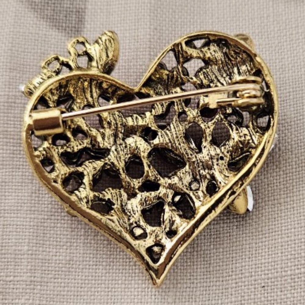 Red Rhinestone Heart & Butterflies Pin - Picture 3 of 4
